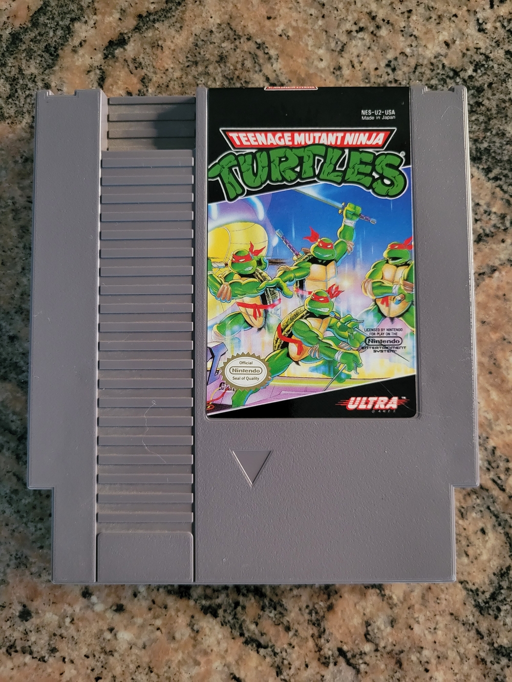 Nintendo (NES): Teenage Mutant Ninja Turtle Game with Protective Sheath & Manual